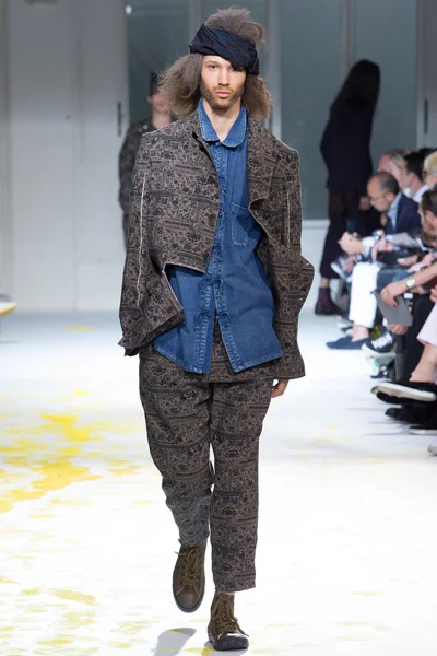 Look 7